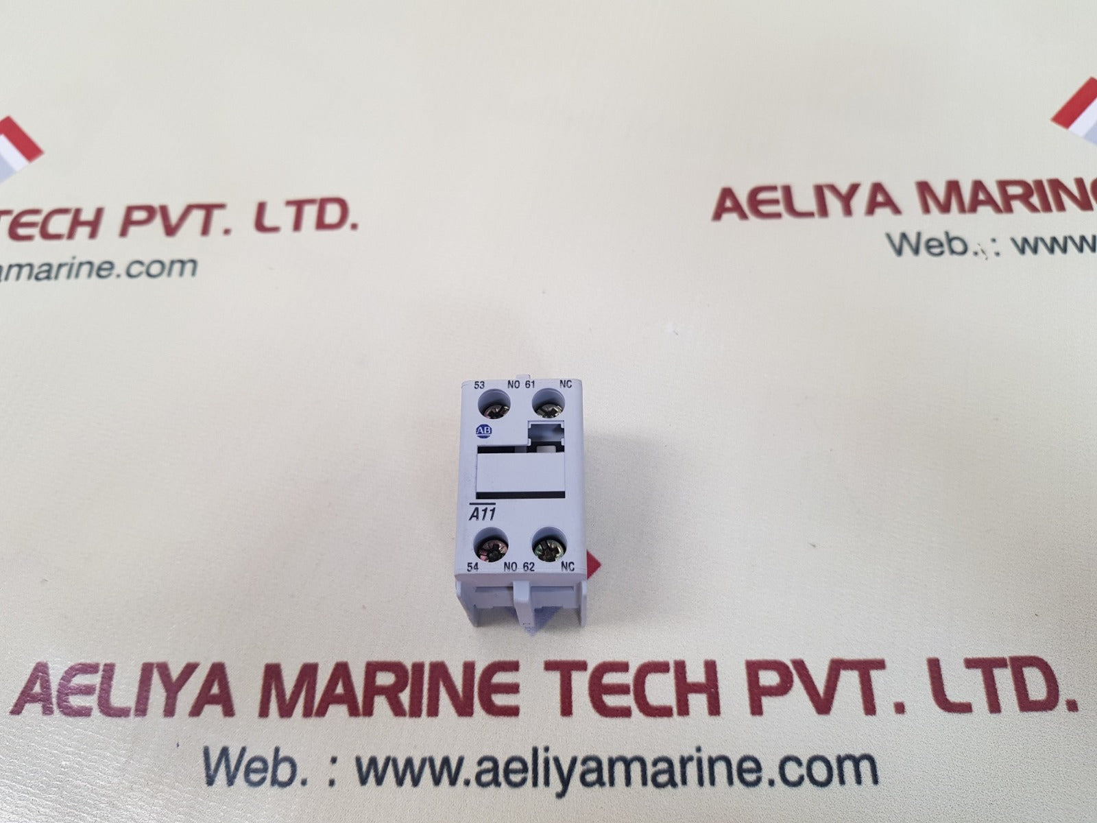 Allen-bradley 100-f ser b auxiliary switch nwa 19
