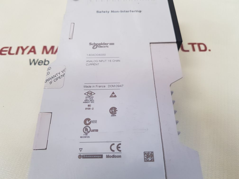 Schneider 140aci04000 analog input module pv: 02