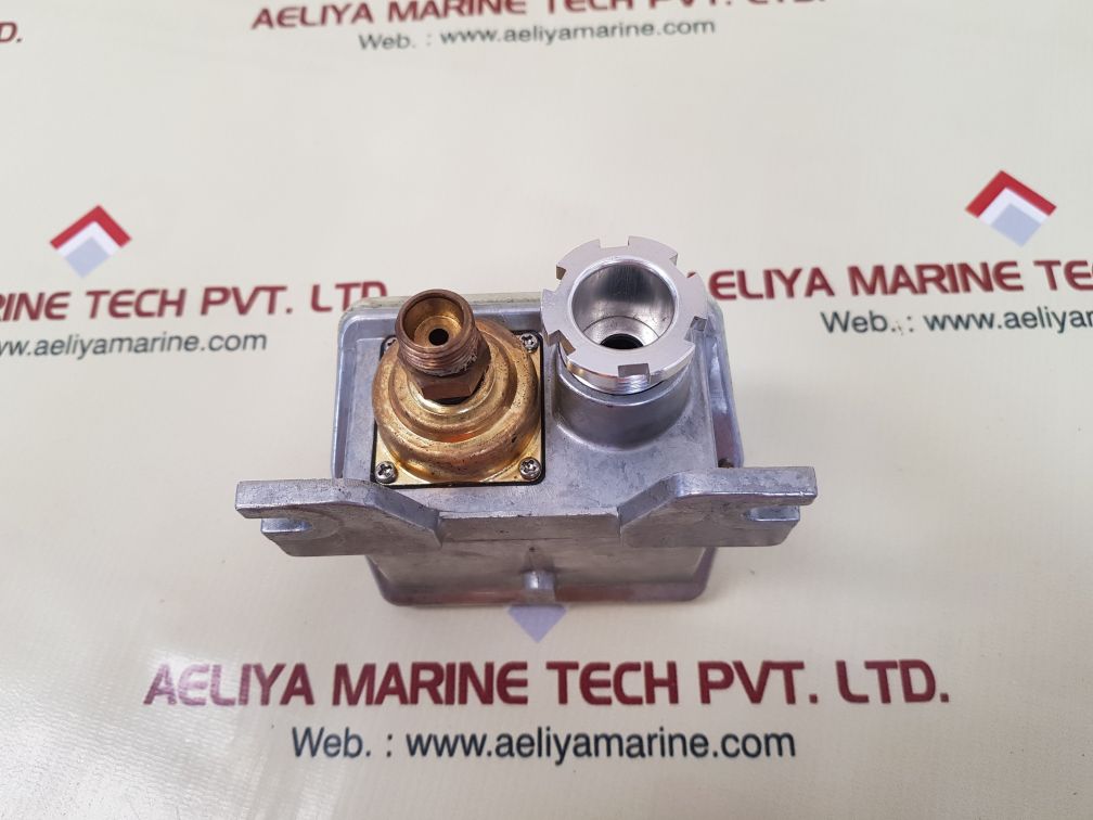 Saginomiya ans-c103pkq pressure switch