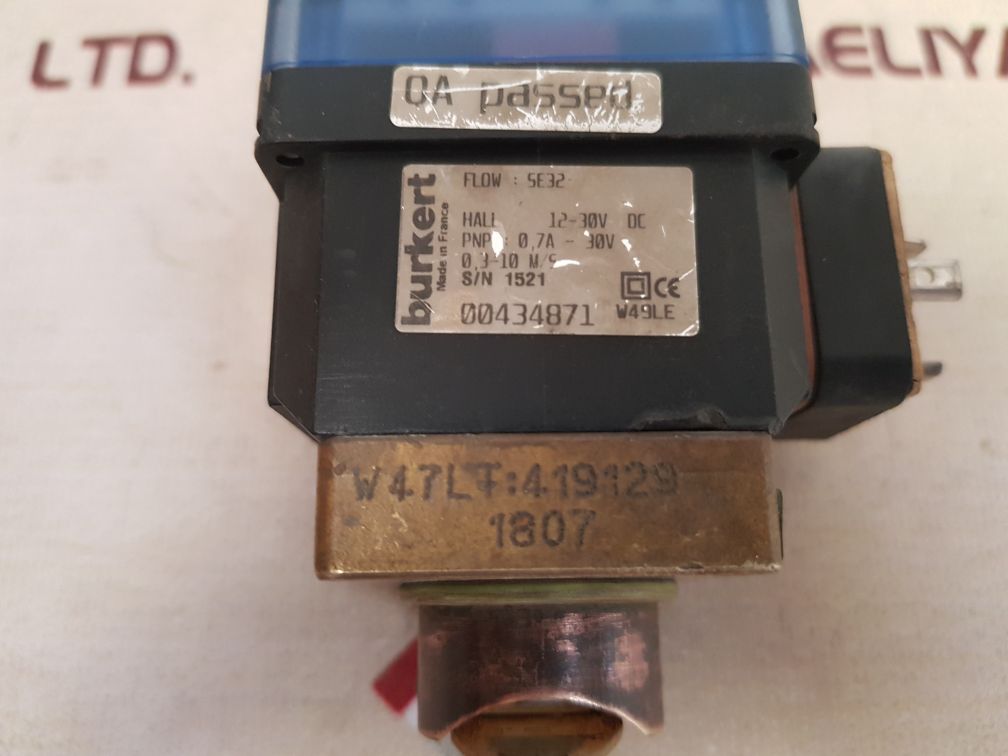 Burkert se32 flow switch 0.3-10 m/s