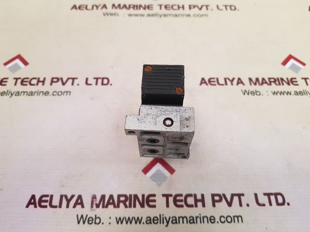 Fontal pcs2406 100 solenoid valve 0.2~0.8mpa used
