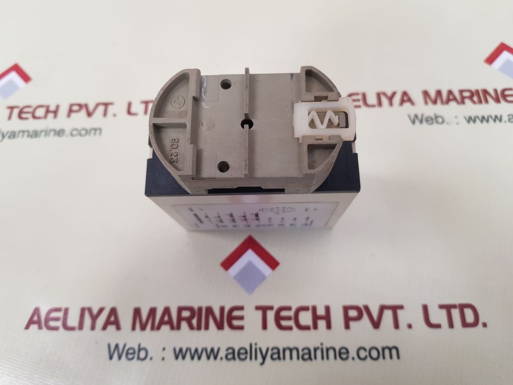 Carlo gavazzi s 112 166 230 interval timer with base