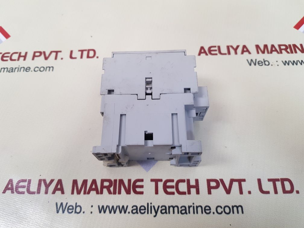 Allen-bradley 100-c16*10 ser.b contactor USed
