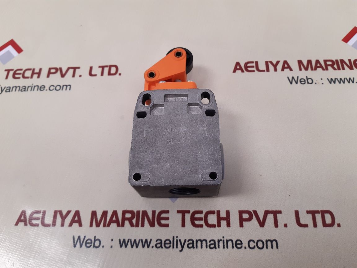 Siemens 3se3 100-1e position switch