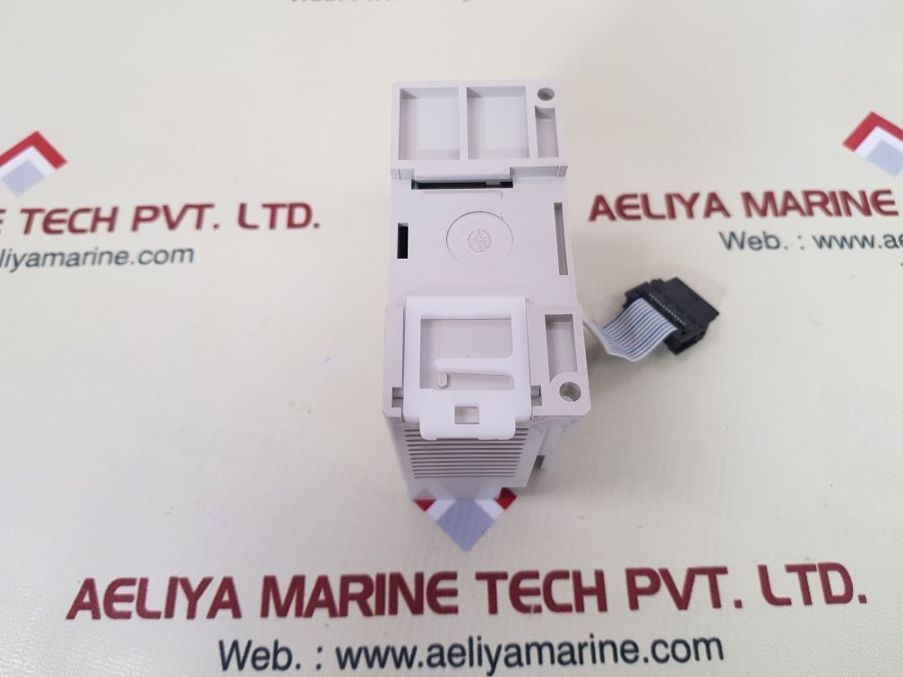 Mitsubishi fx2n-8eyr-es/ul programmable controller new