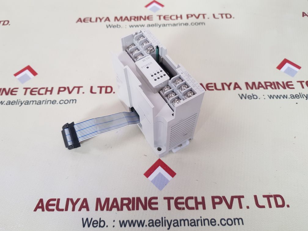 Mitsubishi fx2n-8eyr-es/ul programmable controller new