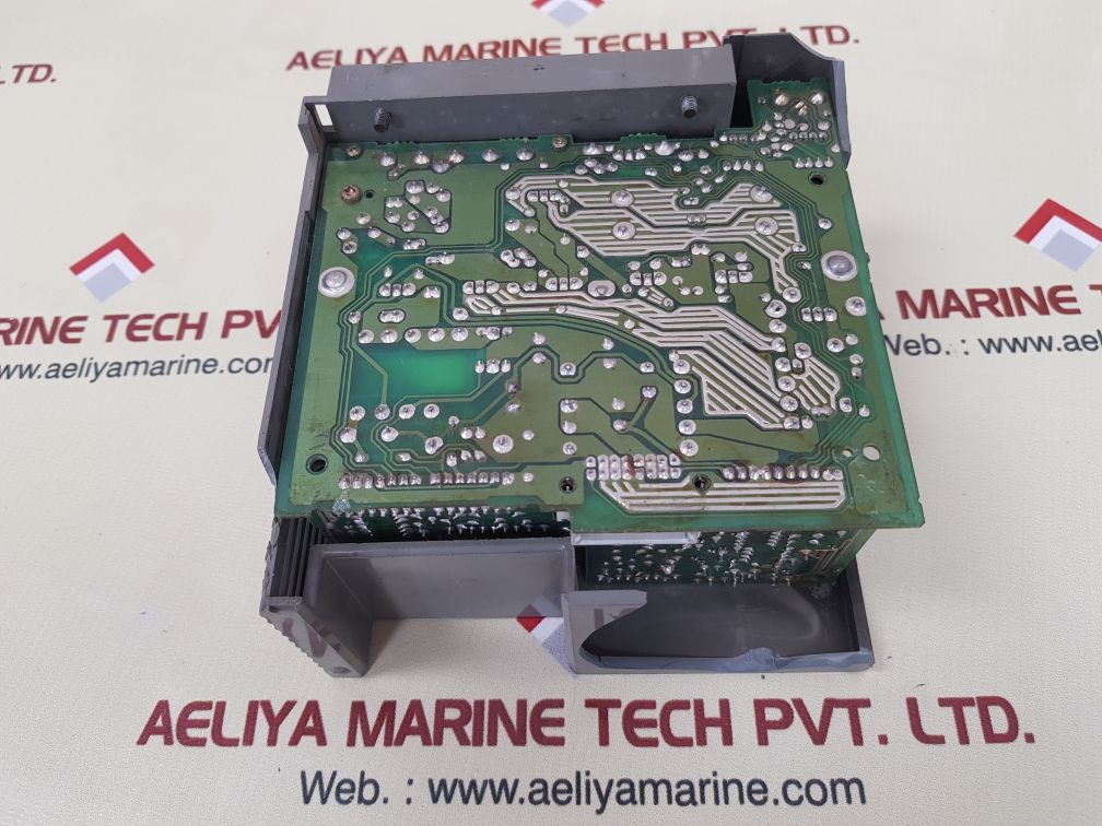 Allen-bradley 1746-p3 ser: a slc 500 power supply