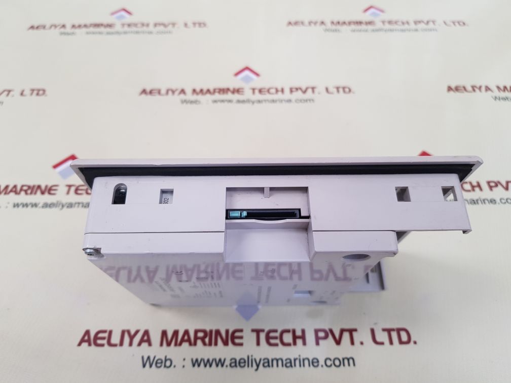 Siemens 6av6 641-0ca01-0ax1 operator panel op77b