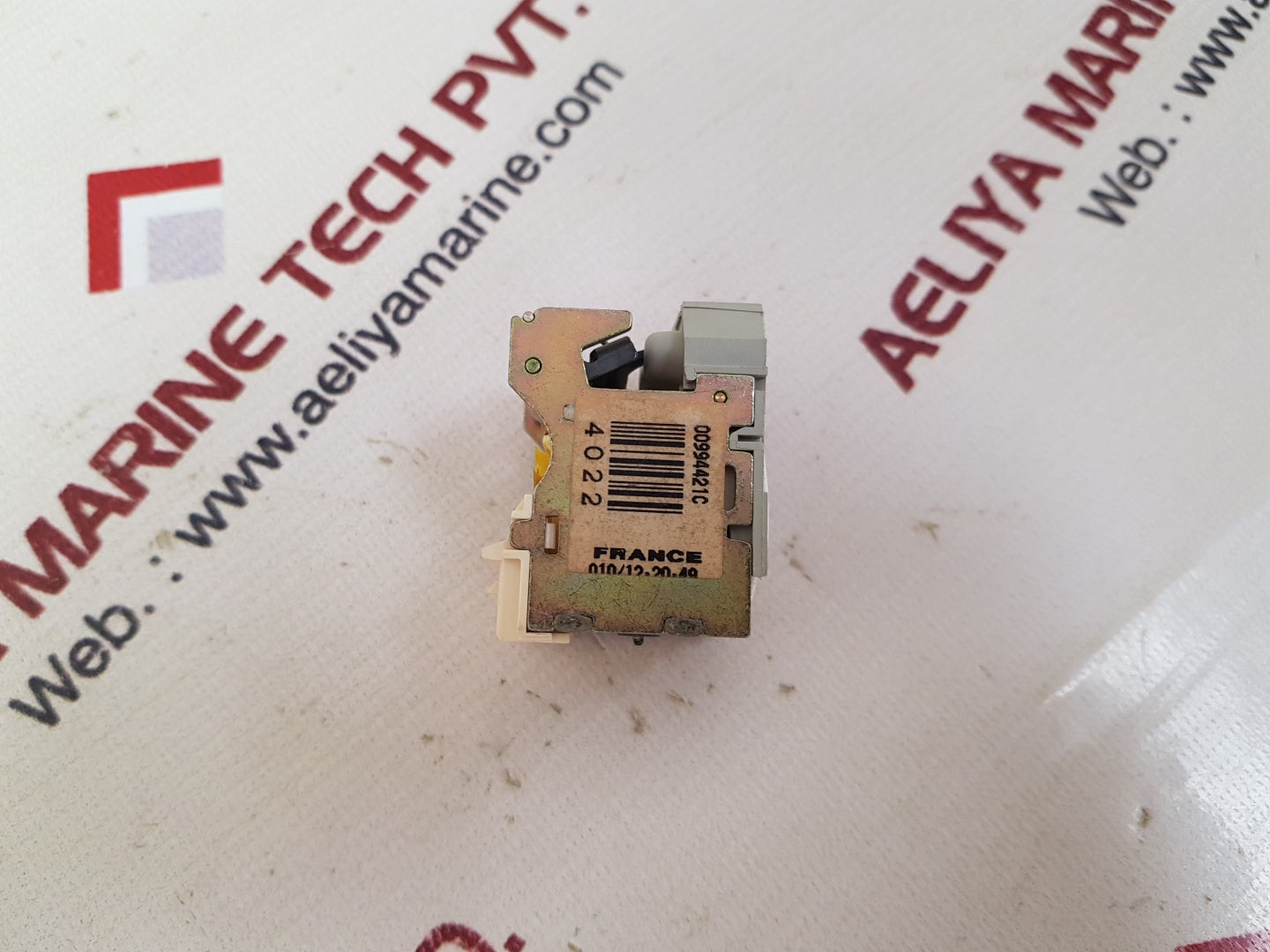 Merlin gerin mx/sht 29387 compact