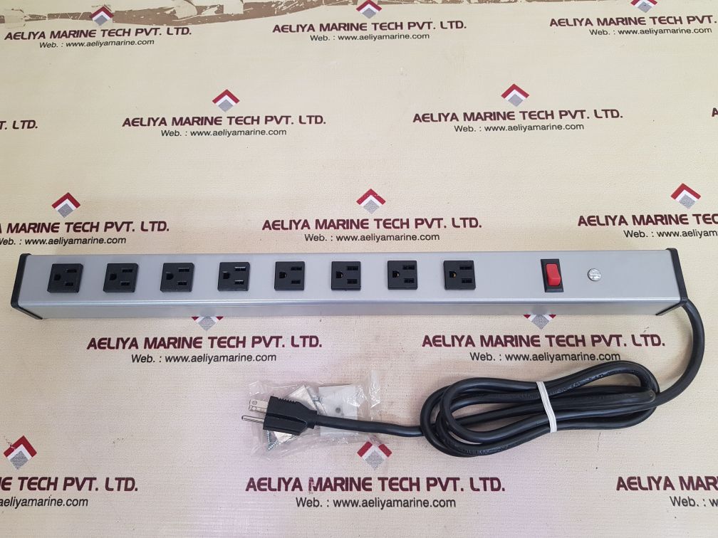 Wiremold ul300bc plug-in outlet center units