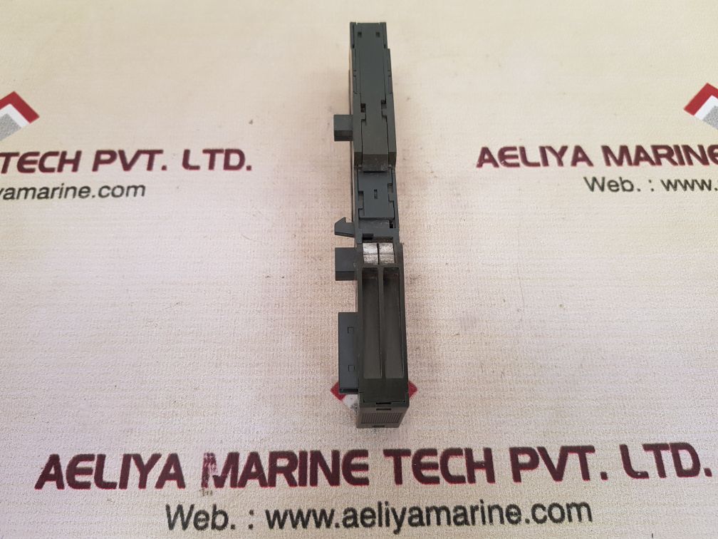Siemens 6es7 193-4ca40-0aa0 terminal module