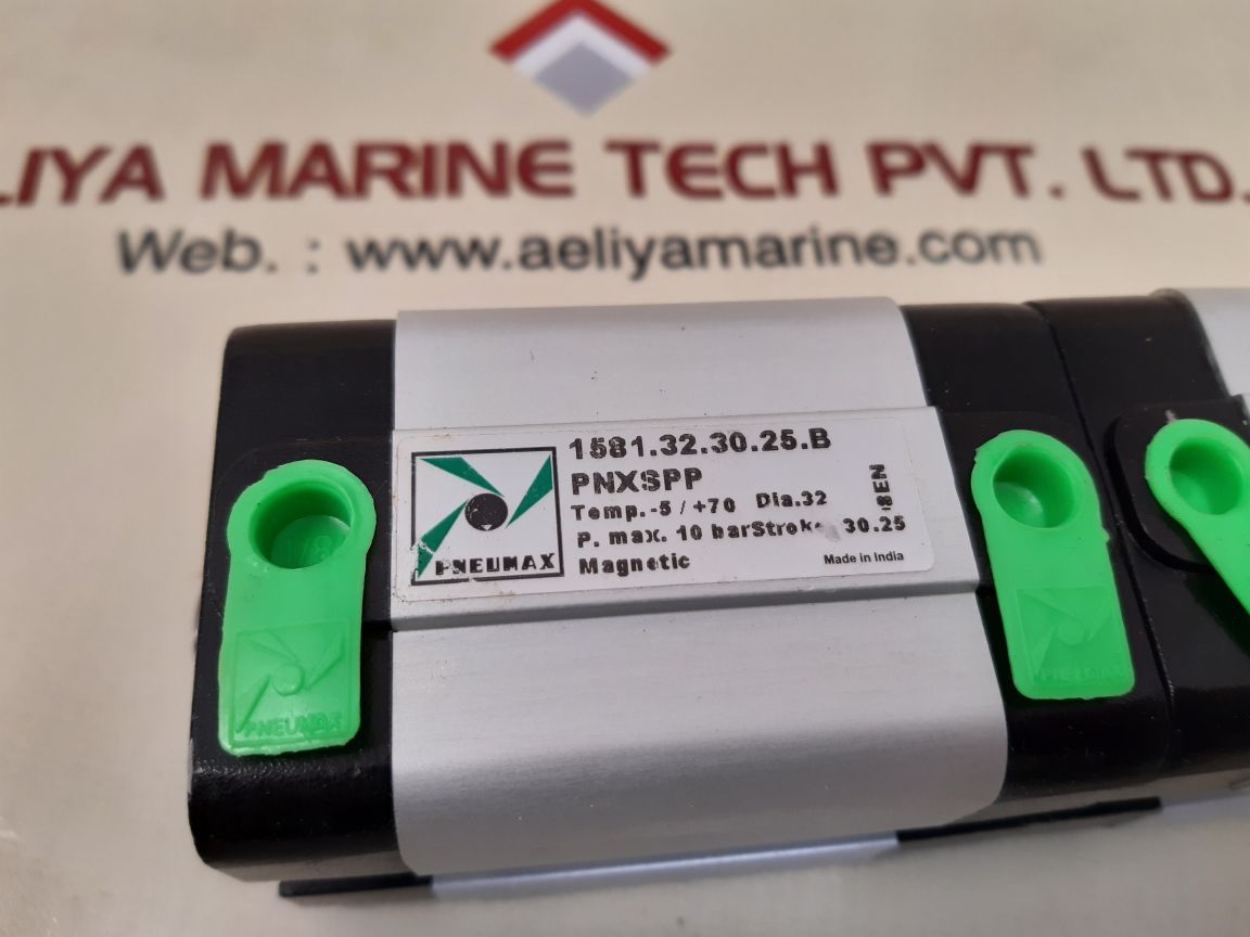 Pneumax 1581.32.30.25.b compact cylinder