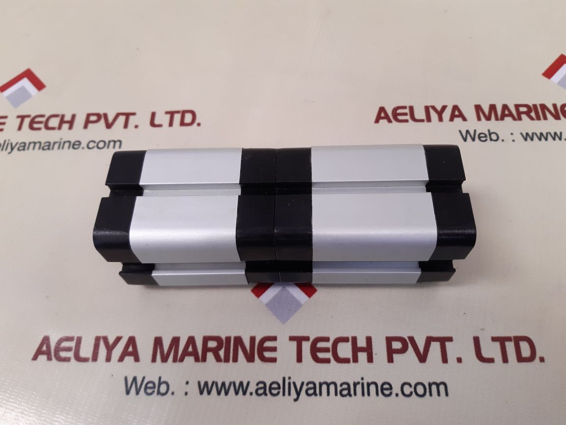 Pneumax 1581.32.30.25.b compact cylinder