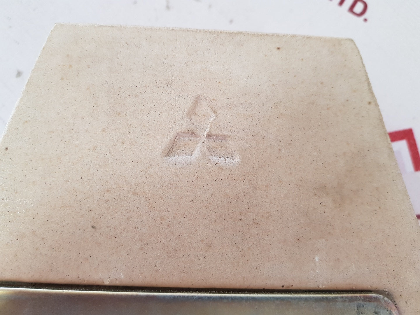 Mitsubishi sh-a400d acb-arc chute