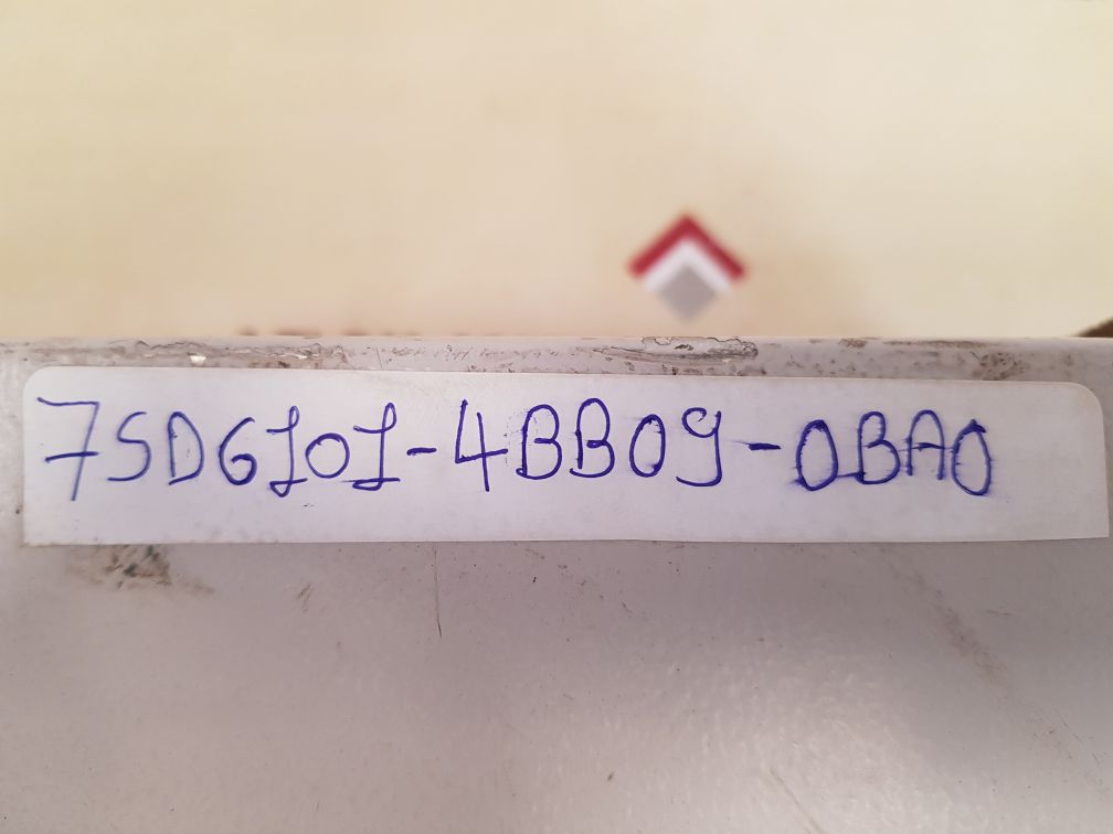 Siemens siprotec line differential protection relay 7sd6101-4bb09-0ba0/dd