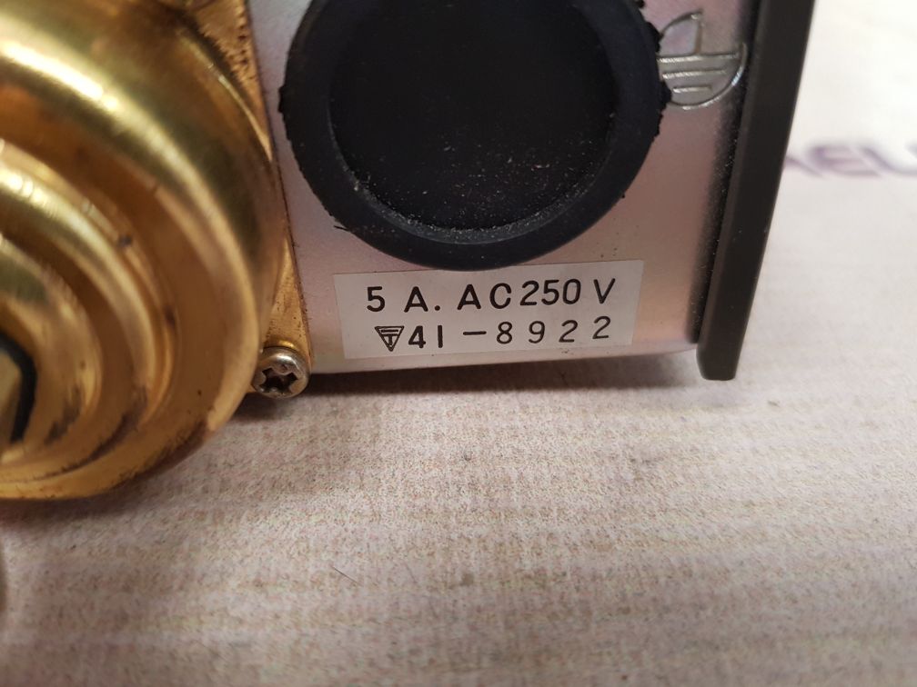 Saginomiya fns-c102 pressure switch 

