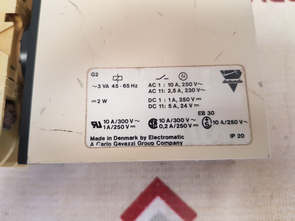 Electromatic sa 105 230 delay on operate 0.8 to 18 sec.
