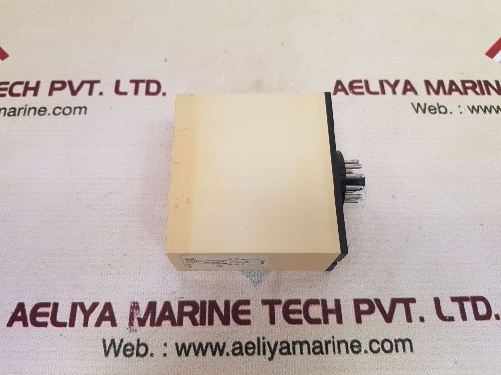 Carlo gavazzi sm 190 230 3-phase sequence current relay ip 20
