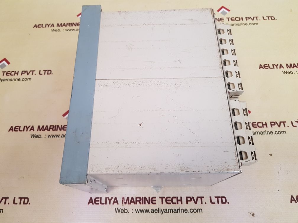 Siemens siprotec 7sj6221-5eb92-3fc2  overcurrent protection relay
