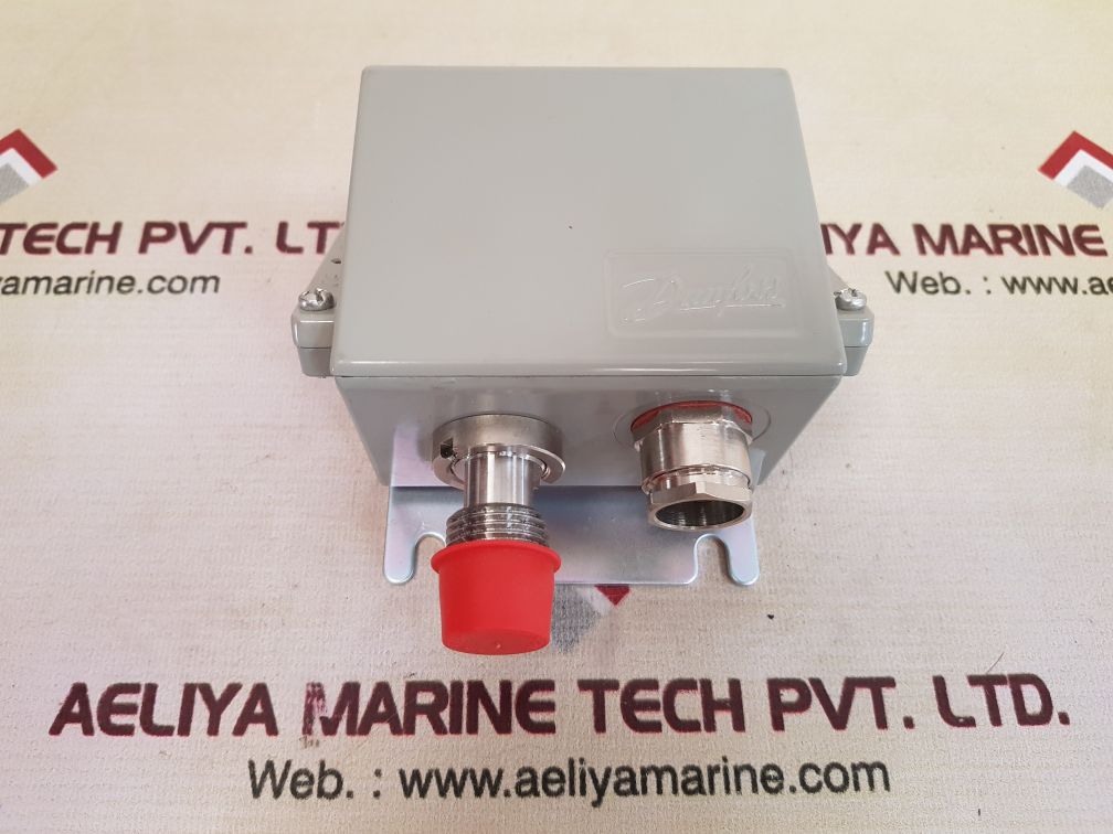 Danfoss emp 2 084g2141 pressure transmitter ip67
