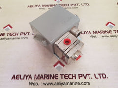 Danfoss cas 155 060-3130 pressure switch 
