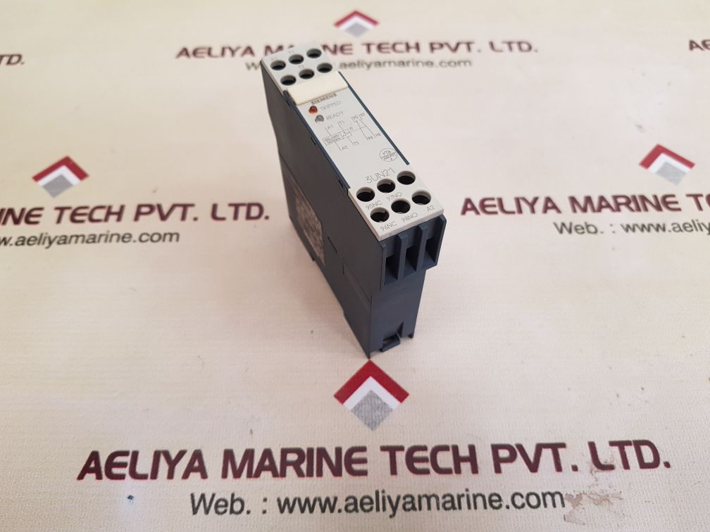 Siemens 3un2100-0an7 thermistor protection relay new
