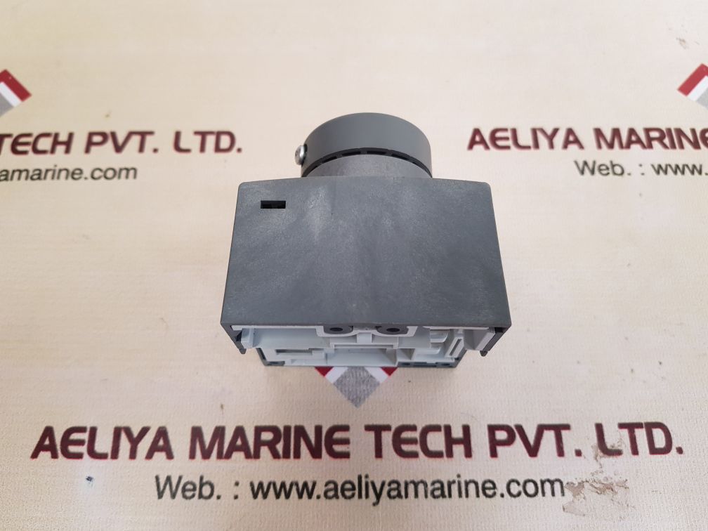 Abb sacetmax circuit breaker accessory
