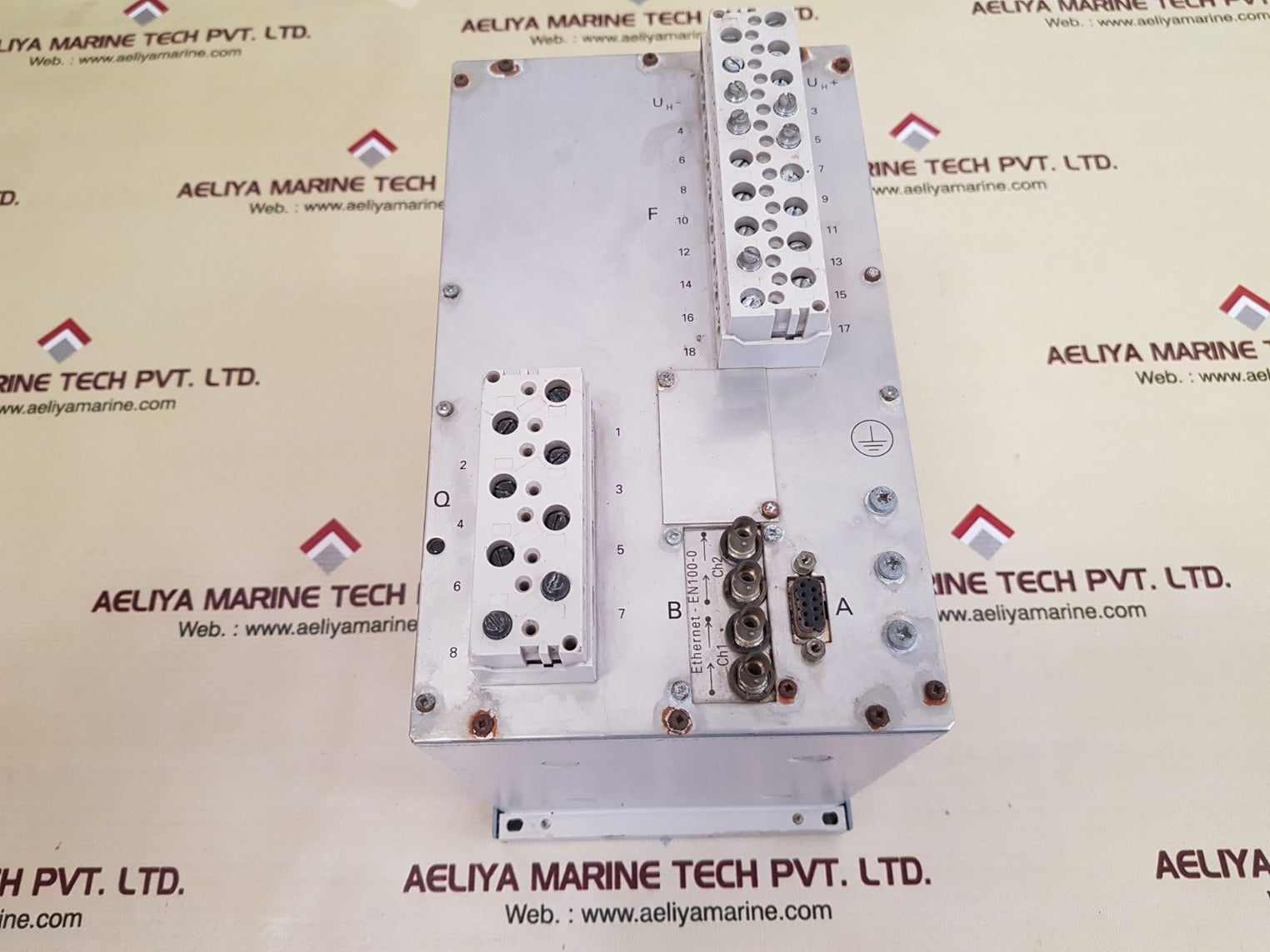 Siemens siprotec 7sj6101-5eb90-1fa0 protective relay with backlit text display