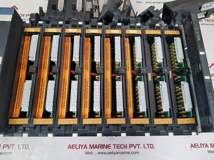 Telemecanique tsxdst3292 module rack