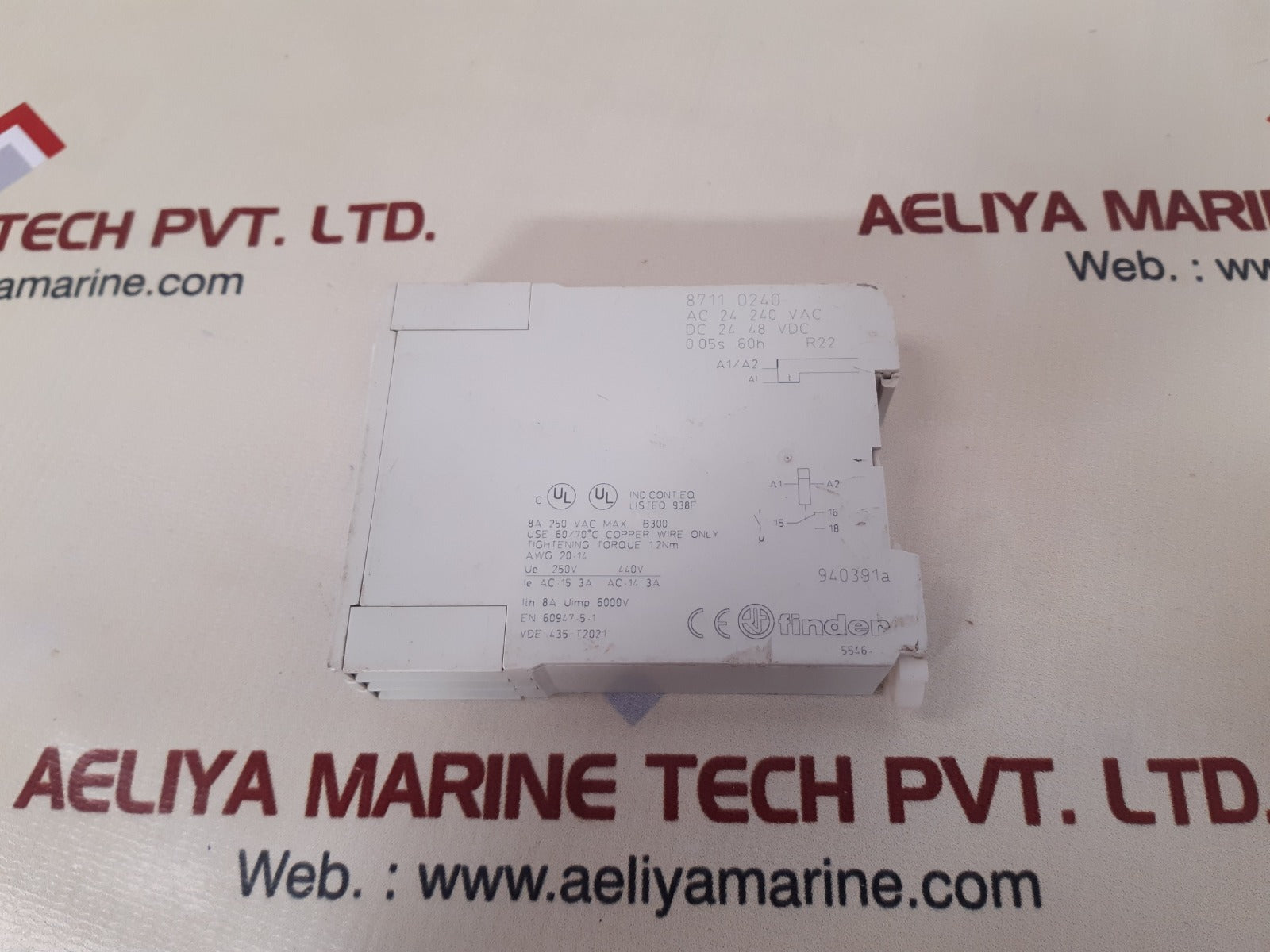 Finder 8711 0240 timing relay 