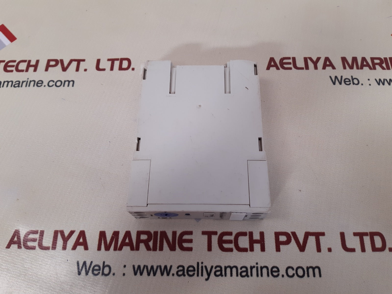 Finder 8711 0240 timing relay 