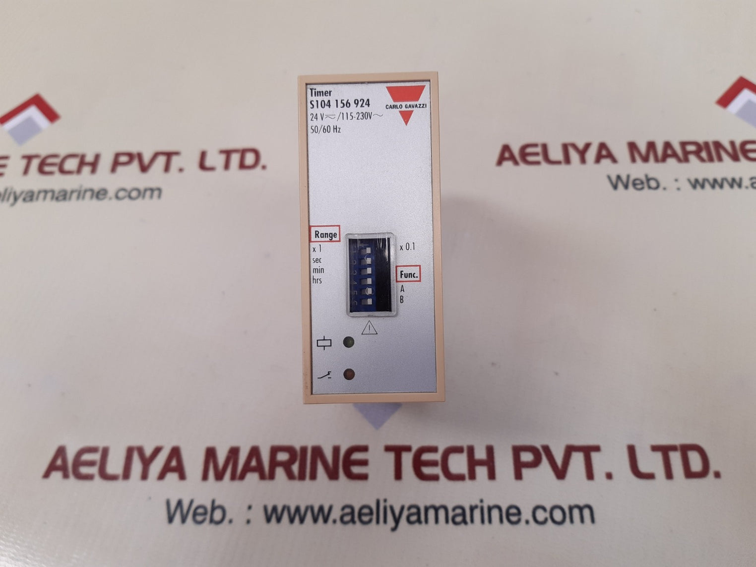 Carlo Gavazzi S104 156 924 Multifunction Timer 50/60Hz