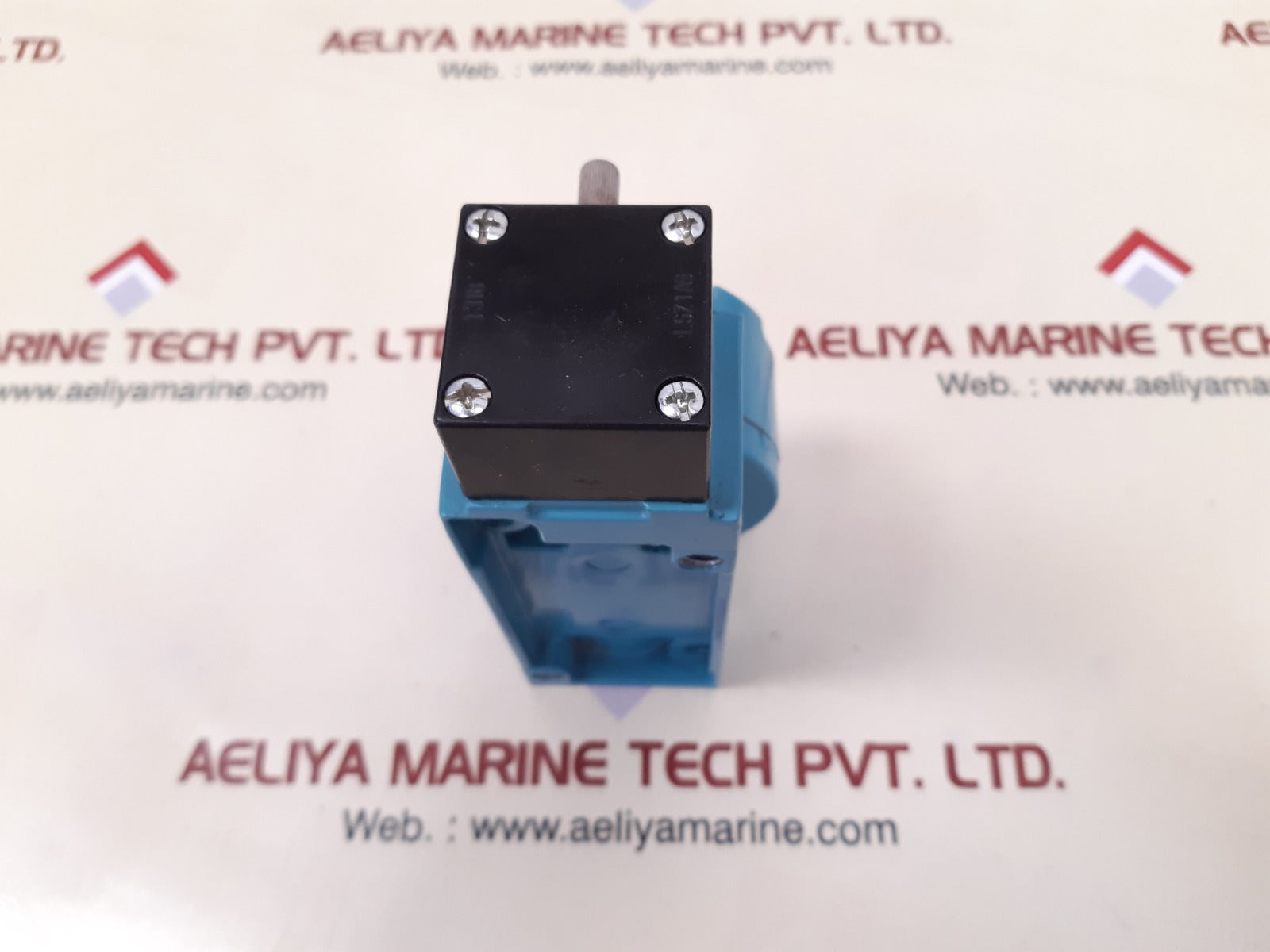 Honeywell lsxyab3k explosion proof precision limit switch 720 va - 600 vac max