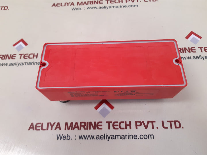 Allen-bradley 1732ds-ib8xobv4 devicenet safety armor block
