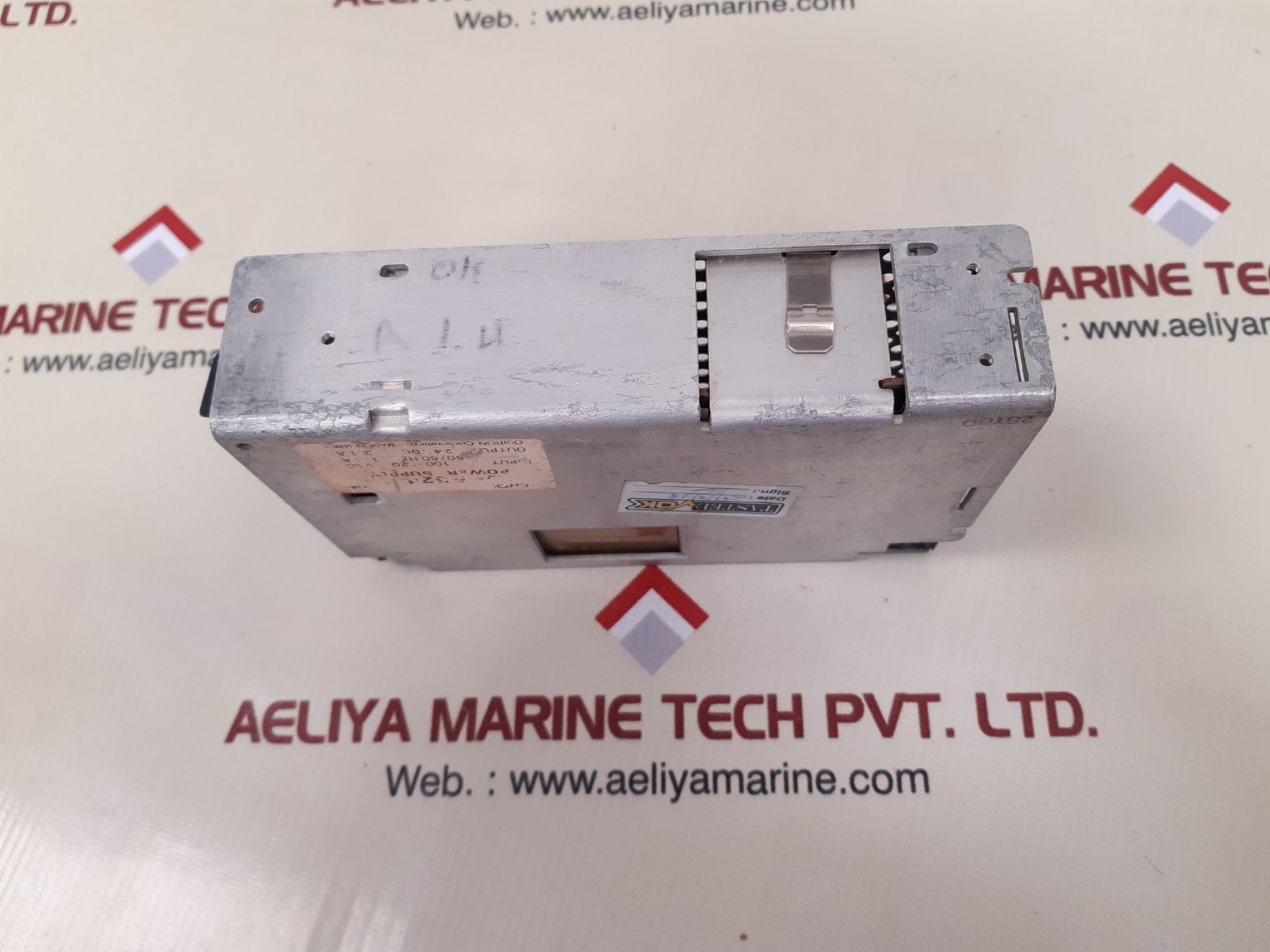 Omron power supply 100-120/100-220 vac