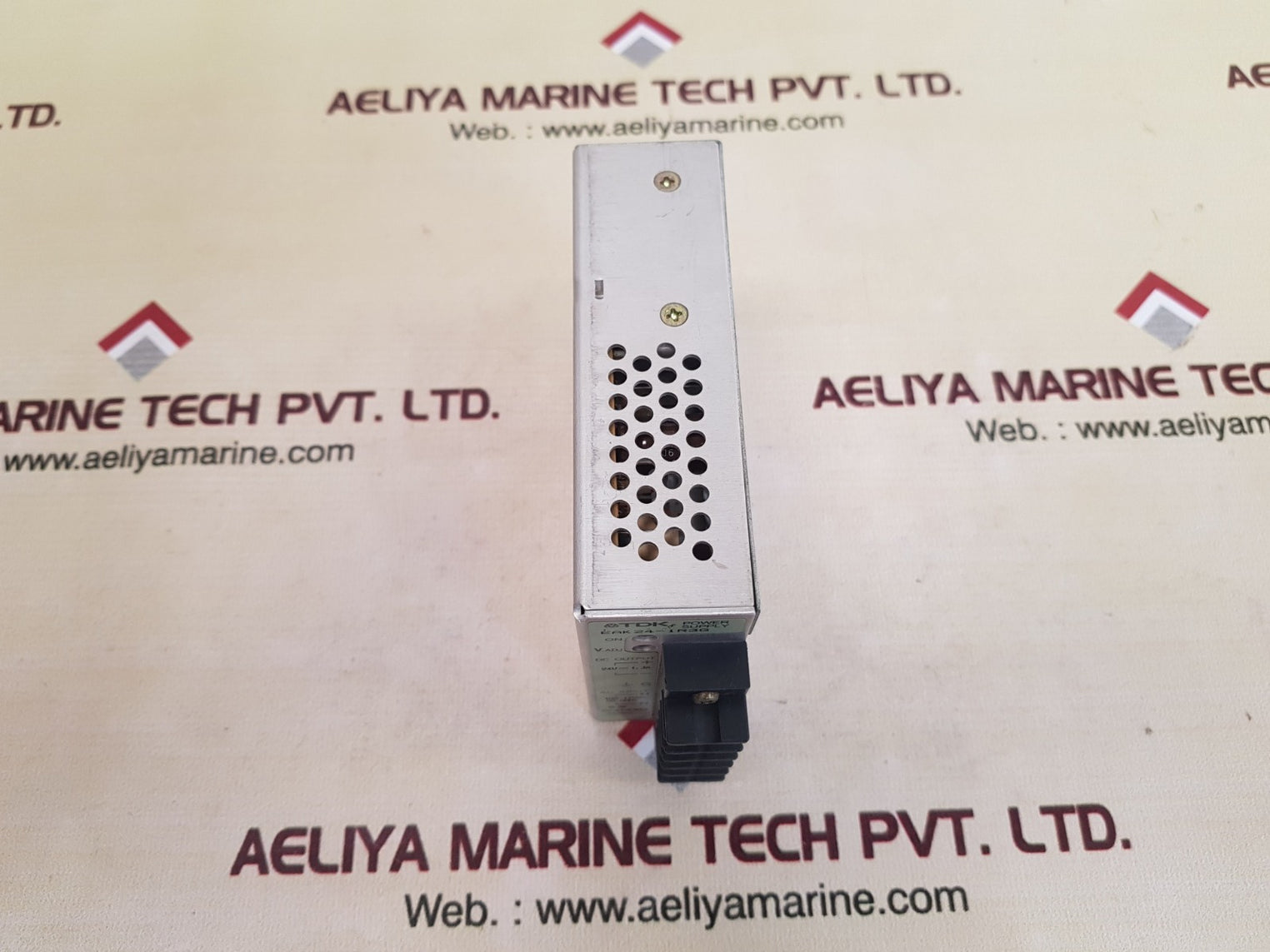 Tdk eak24-1r3g switching power supply