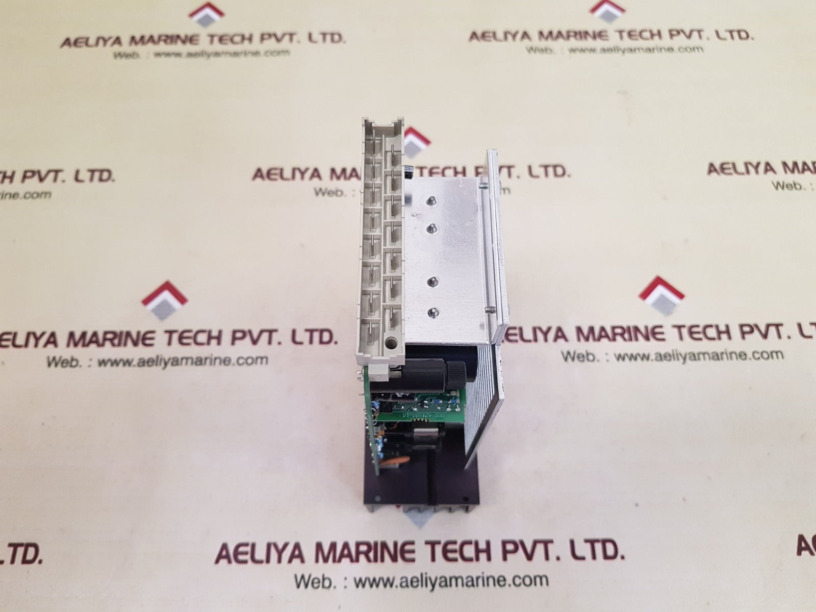 Valmet automation a413325 /ipu 421576-2a i/o power unit