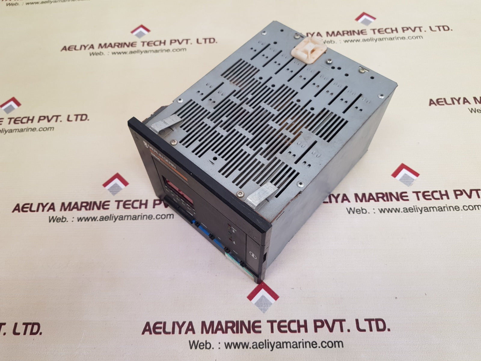 Merlin gerin xm200 vigilohm system monitoring 50730