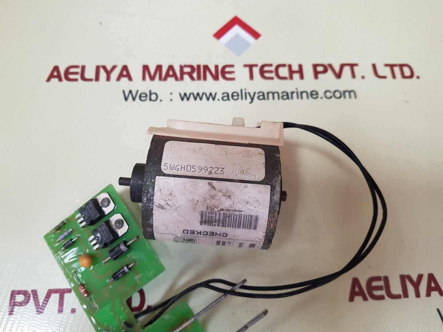 Mn-u undervoltage release for masterpact circuit breaker 685 683