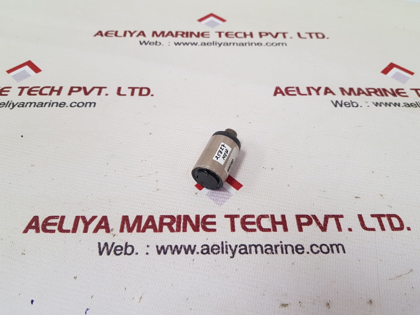 Escap 22v 28 208e 240 motor