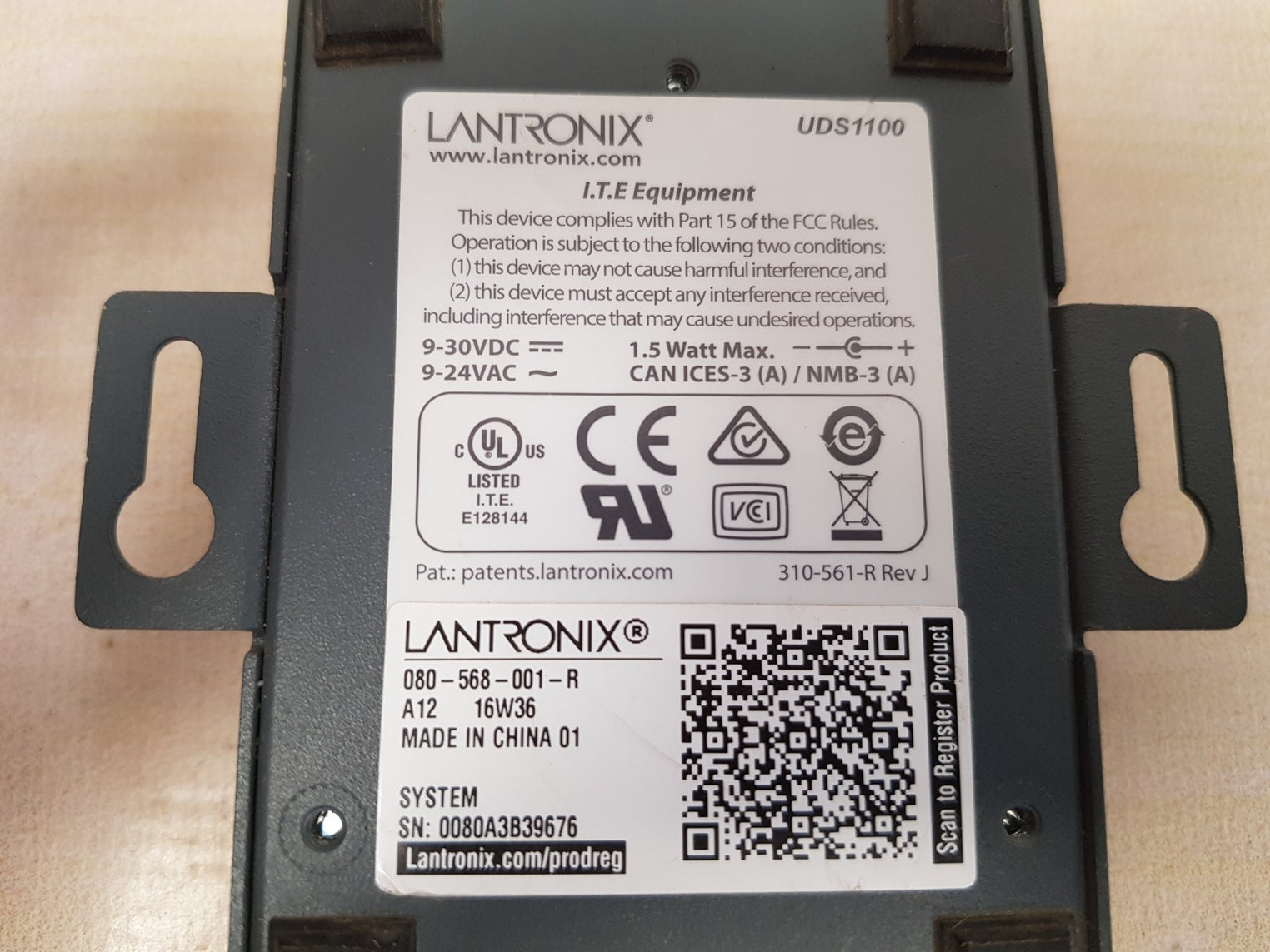 Lantronix uds1100 080-568-001-r universal device server