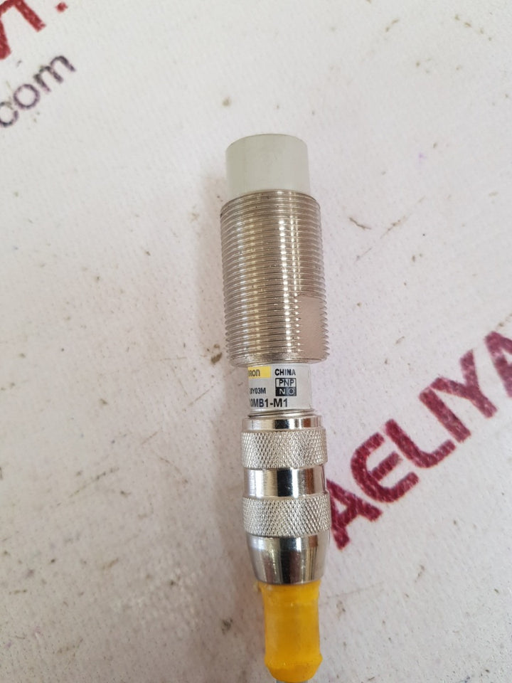 Omron e2eg-x10mb1-m1 proximity switch sensor 