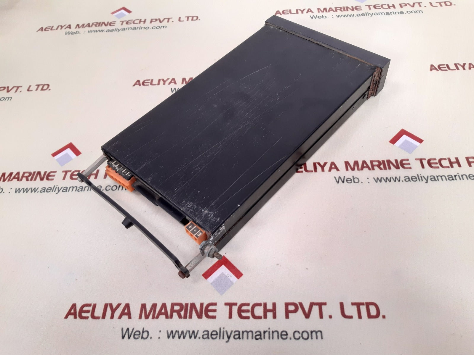 Control & readout 209 control and readout module range 0-100 %