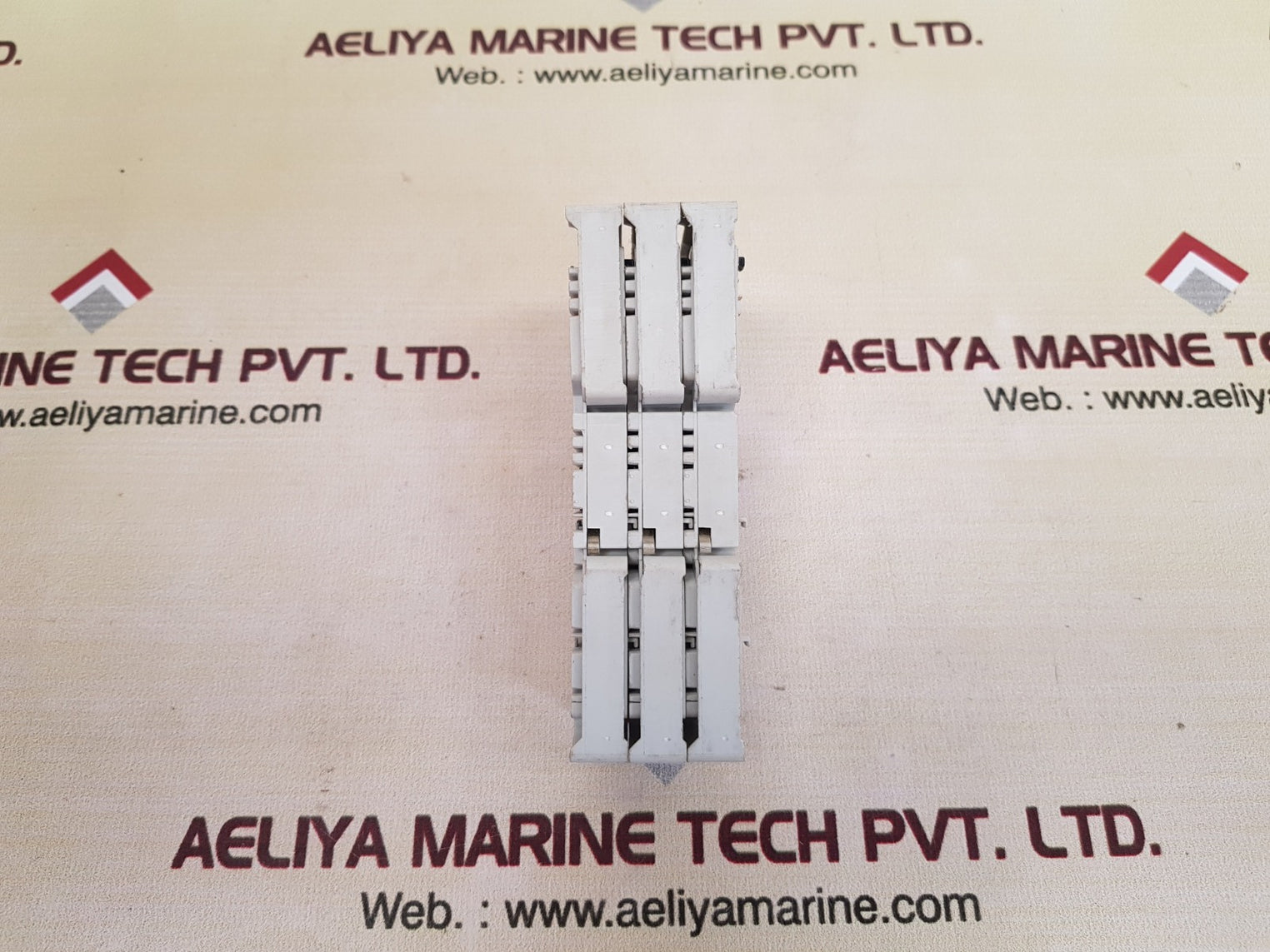 Rexroth r-ib il 24 pwr in-pac digital output module