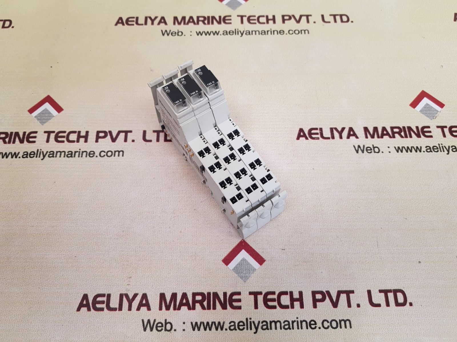Rexroth r-ib il 24 pwr in-pac digital output module