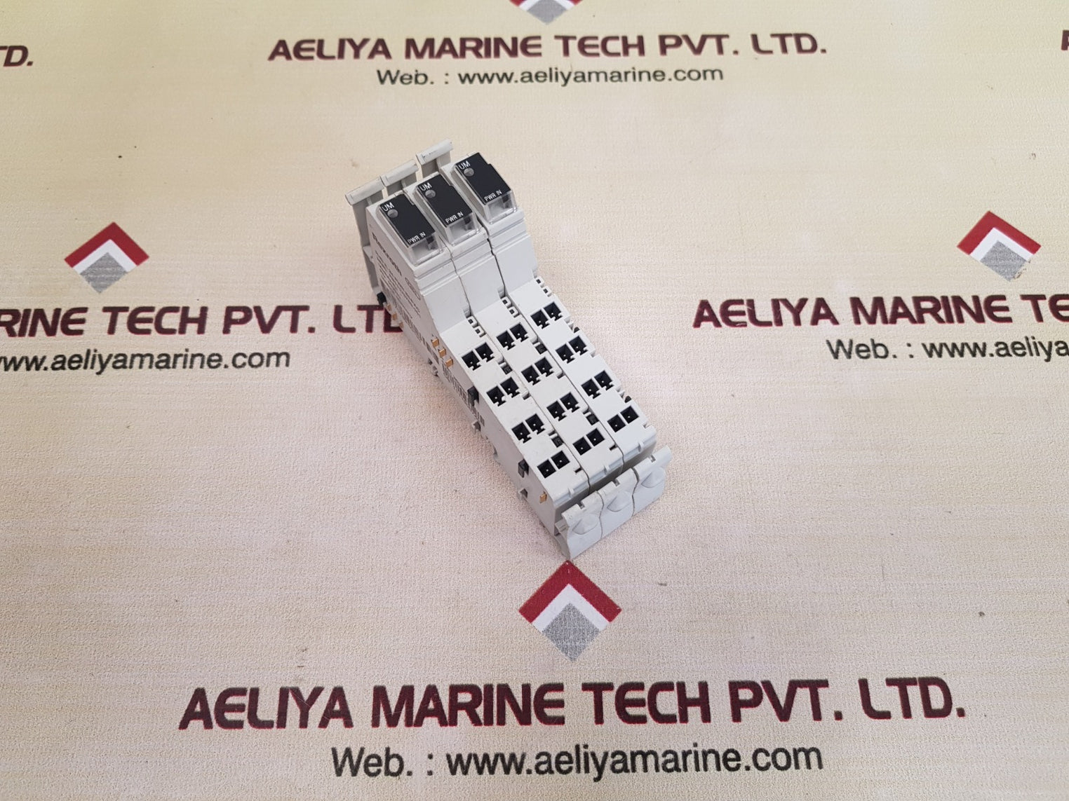 Rexroth r-ib il 24 pwr in-pac digital output module