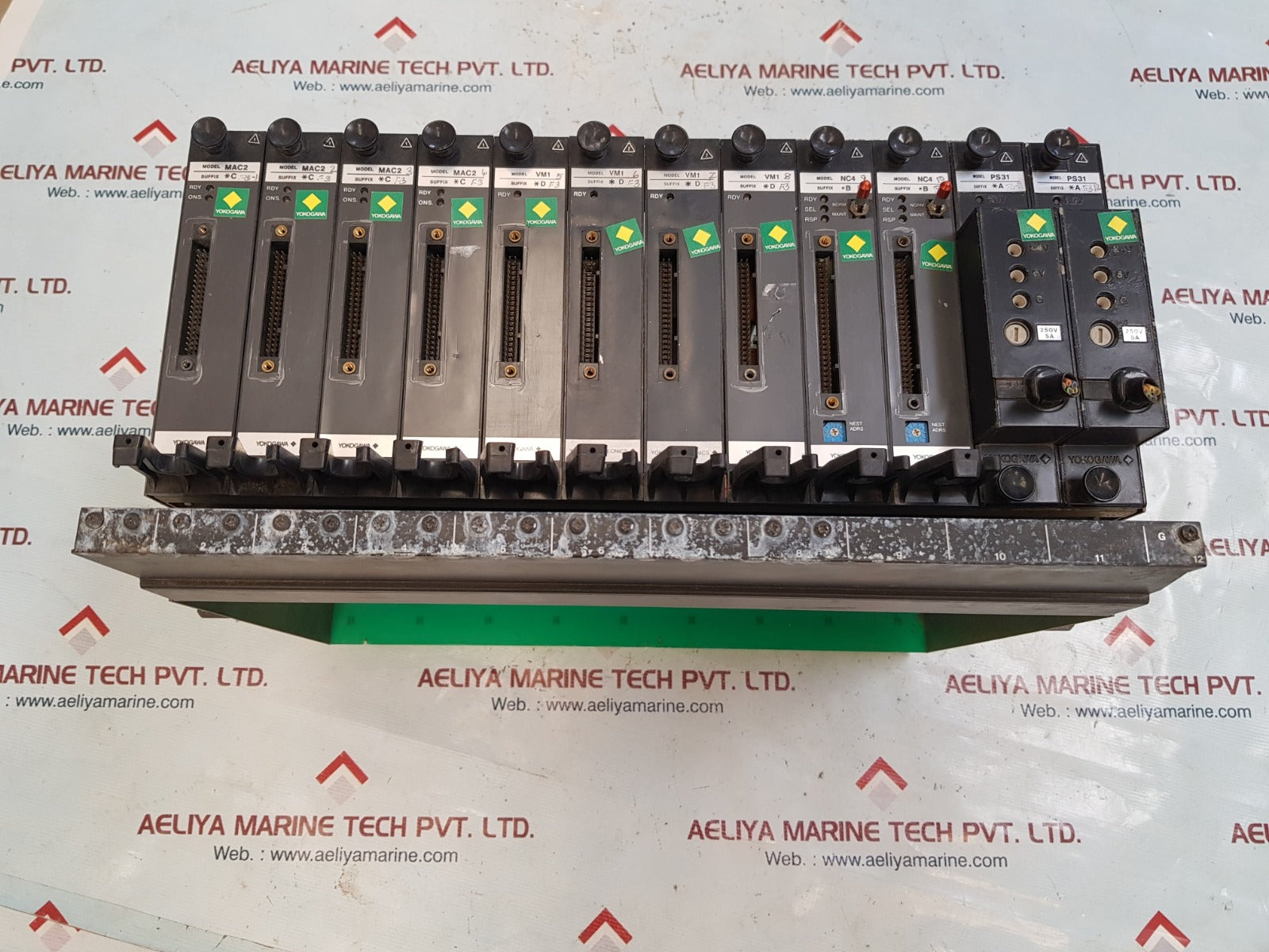 Yokogawa mac2*c,vm1*d,nc4*b,ps31*a module rack