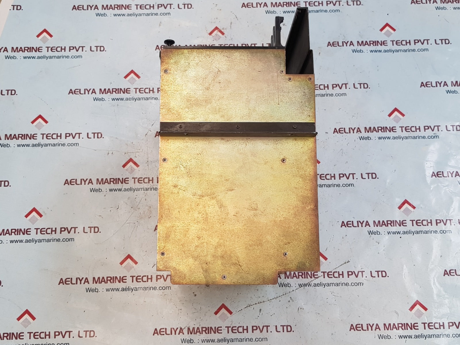 Yokogawa mac2*c,vm1*d,nc4*b,ps31*a module rack