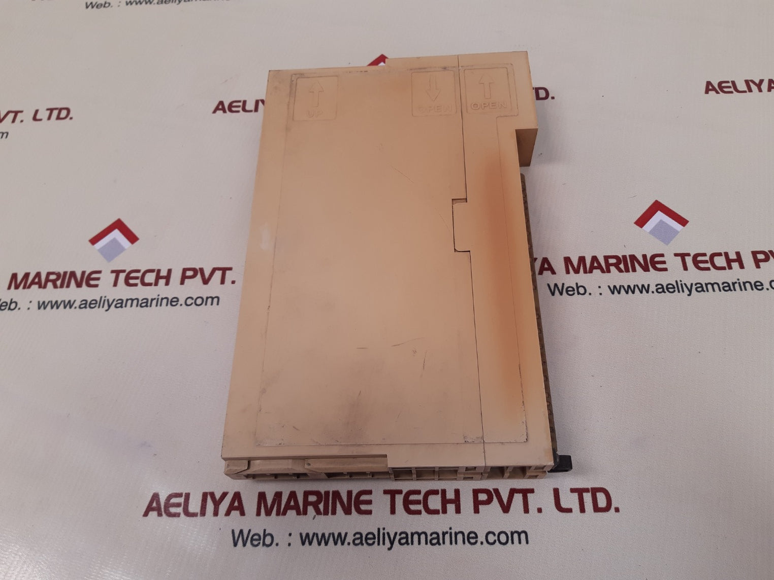 Yamatake- honeywell j-aom10 module