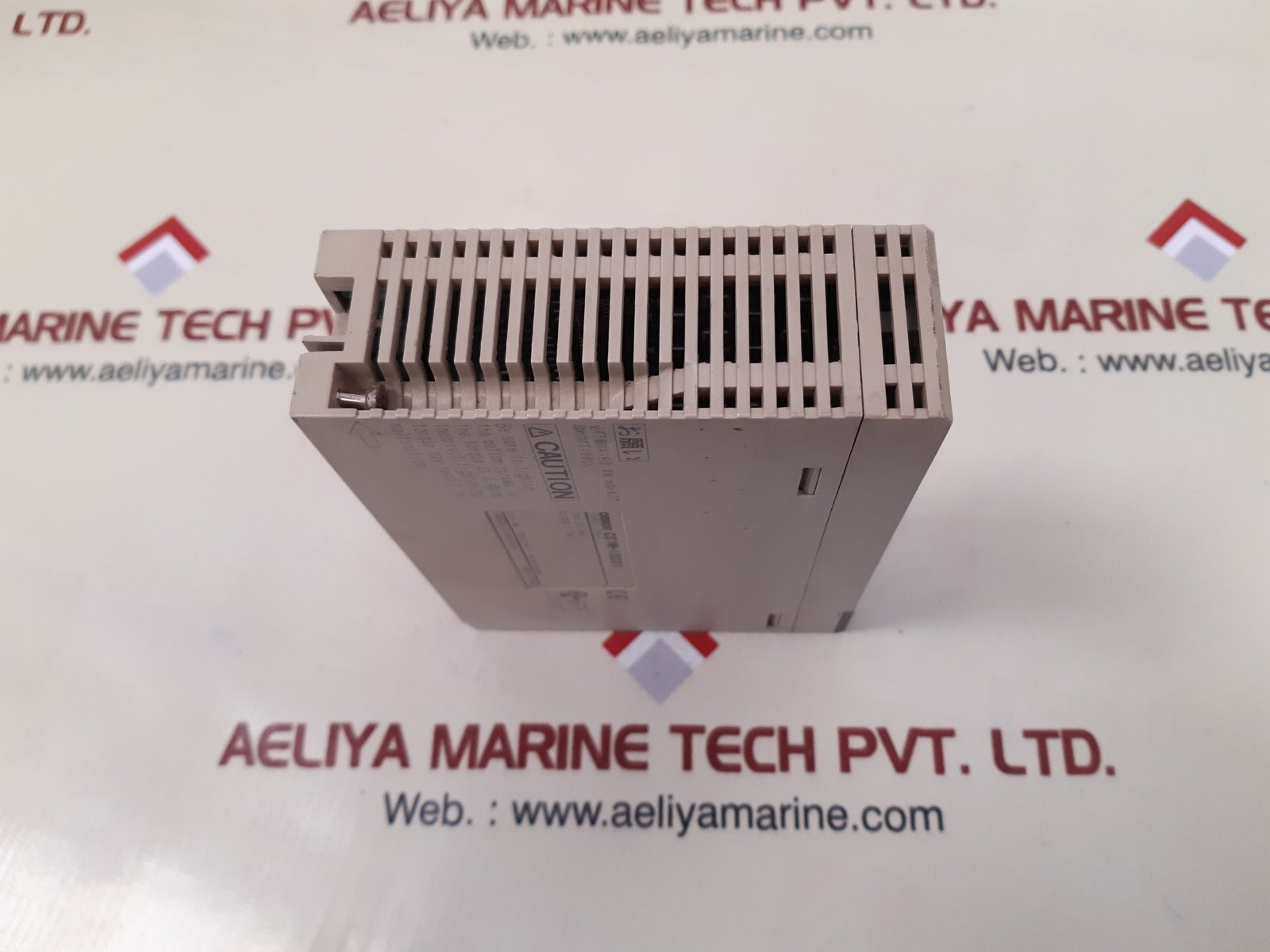 Omron cs1w-id231 input unit 24v dc 6ma